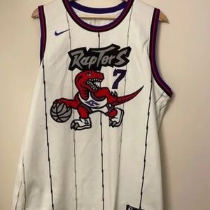 I research URGENT please Raptors jersey Youth small